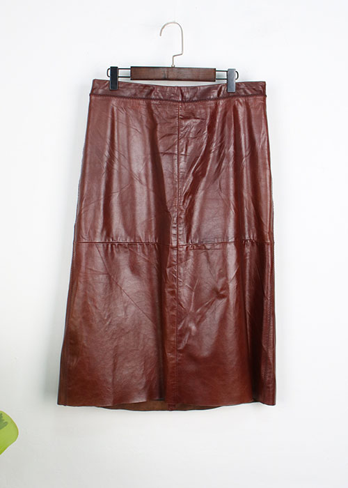 GAP leather skirt